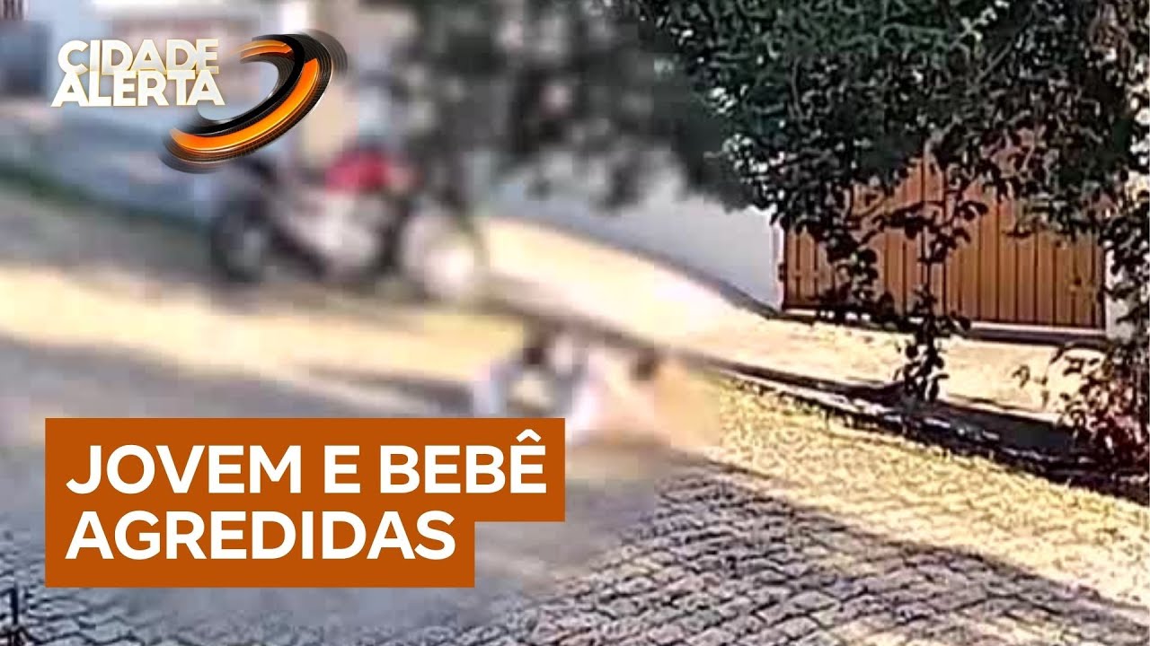 Câmeras registram homem agredindo covardemente a ex-namorada adolescente e a irmã dela